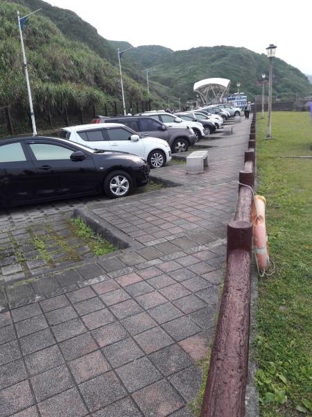 延途汽車停車場